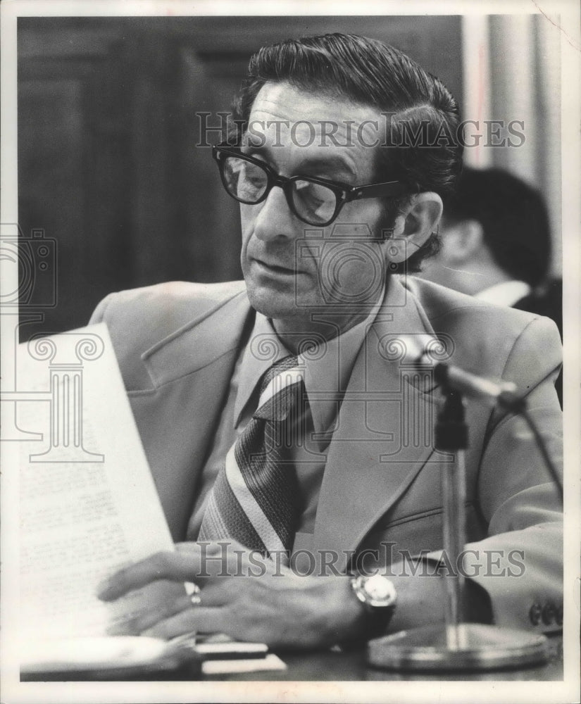 1972 Press Photo County Director of Institutions and Departments, Edwin A. Mundy- Historic Images