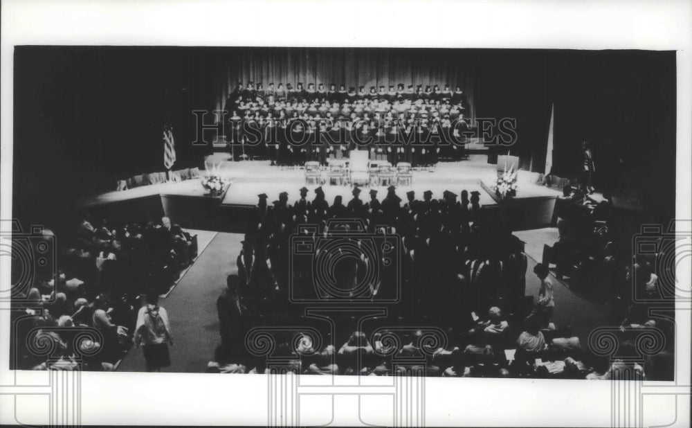 1978 Press Photo Mount Mary College Commencement in Milwaukee - mjb74133