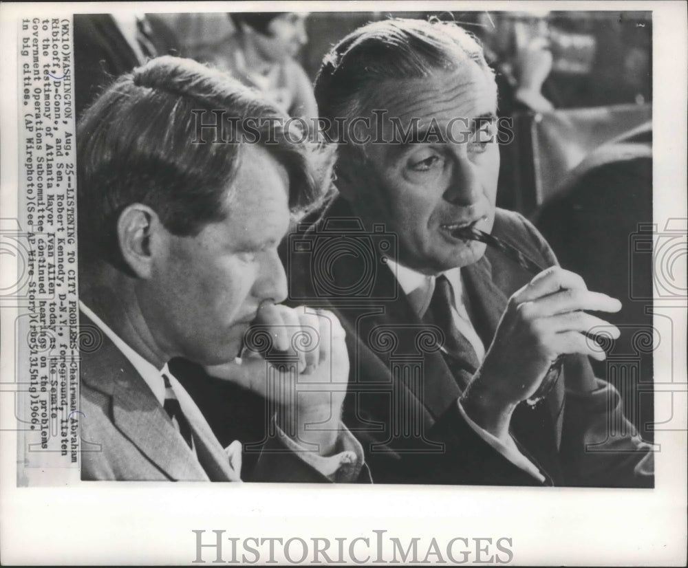 1966 Press Photo Abraham Ribicoff and Robert Kennedy, listen to Mayor Ivan Allen- Historic Images