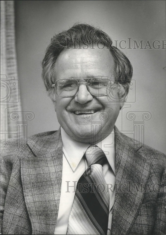 1978 Press Photo Harlan Moyer, president of CH2M Hill - mjb74731