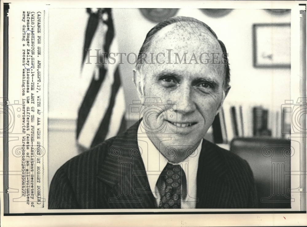 1972 Press Photo Asst. Secretary of Defense Roger Kelley, in Washington