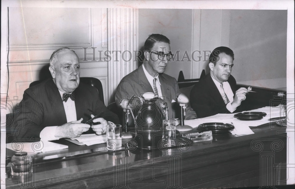 1956 Press Photo Senator Kefauver, Senate Judiciary Subcommittee hearing Chicago- Historic Images