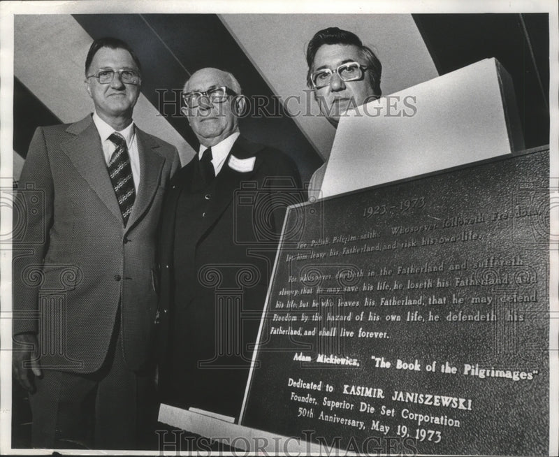 Load image into Gallery viewer, 1973 Press Photo Ceremony honoring Superior Die Set Corp. founder, Milwaukee
