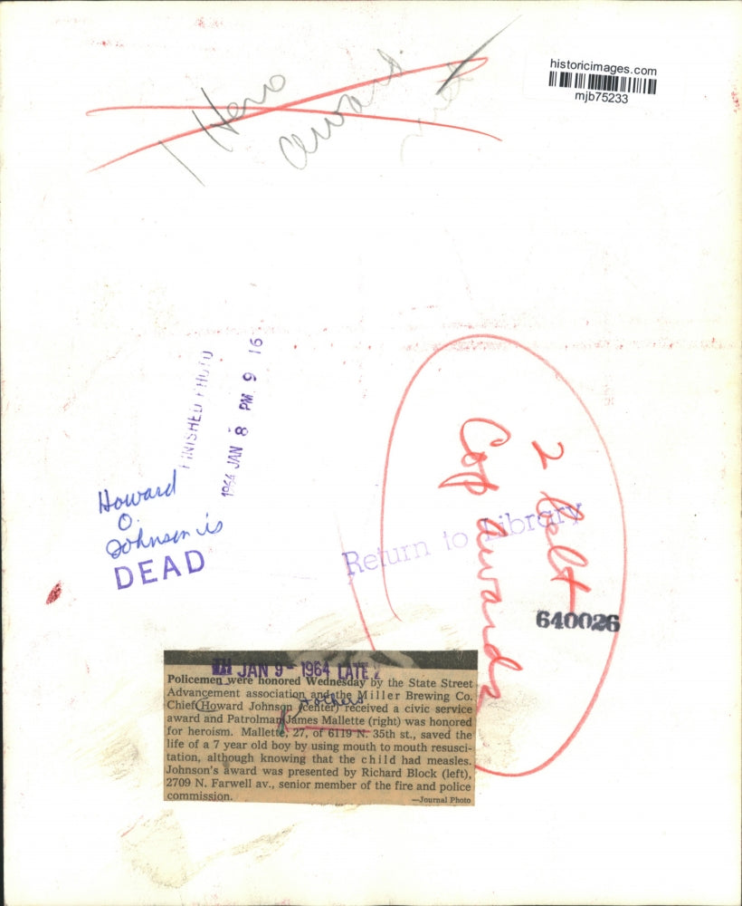 1964 Press Photo Chief Howard Johnson and Patrolman James Mallette honored.