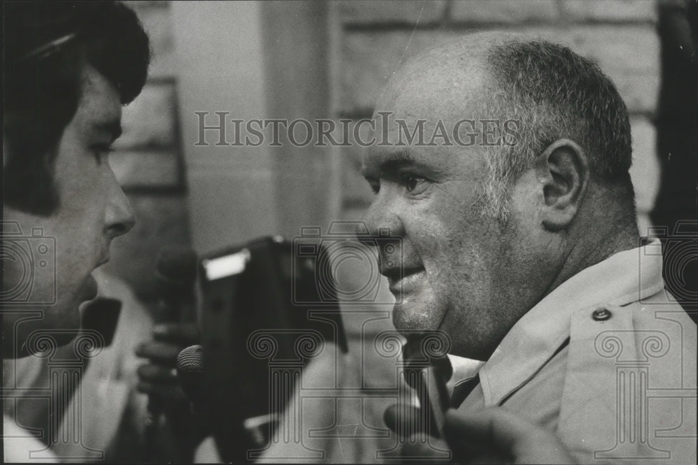 1978 Press Photo Hortonville Police Chief Douglas Jones, Wisconsin- Historic Images