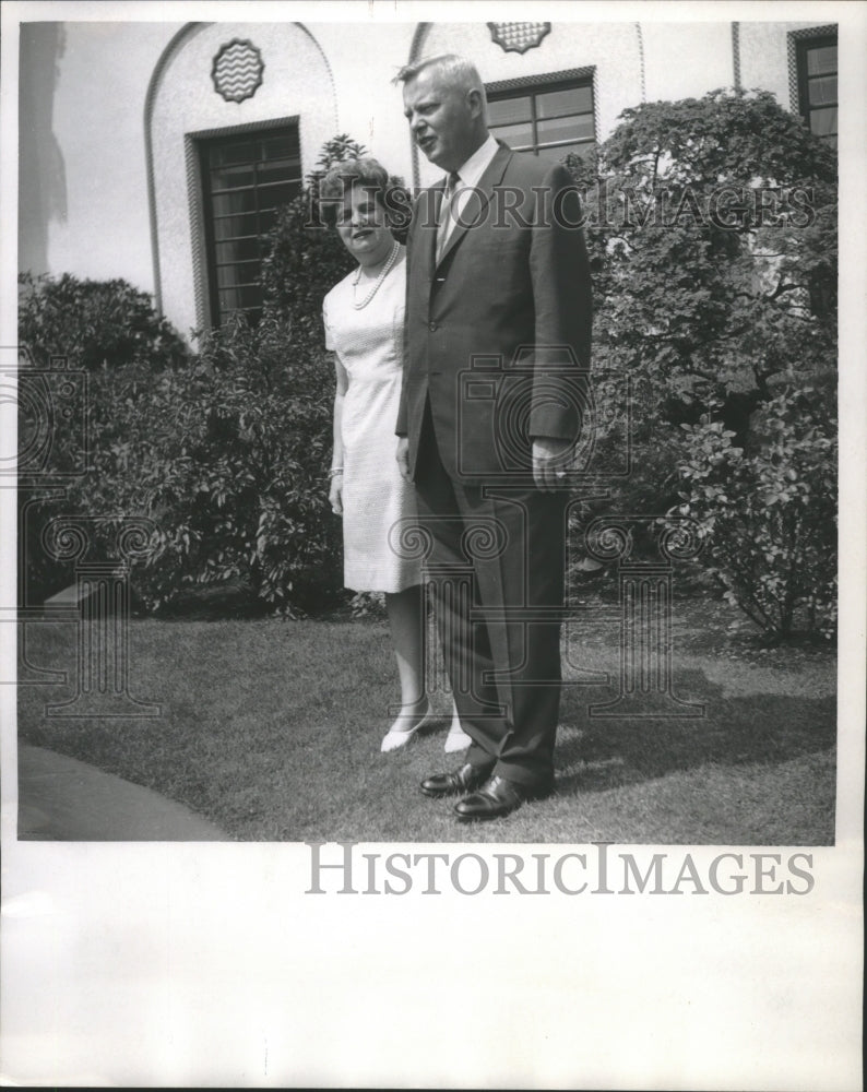 Load image into Gallery viewer, 1967 Press Photo Alex Johnson Ambassador to Japan of tour of duty in Tokyo
