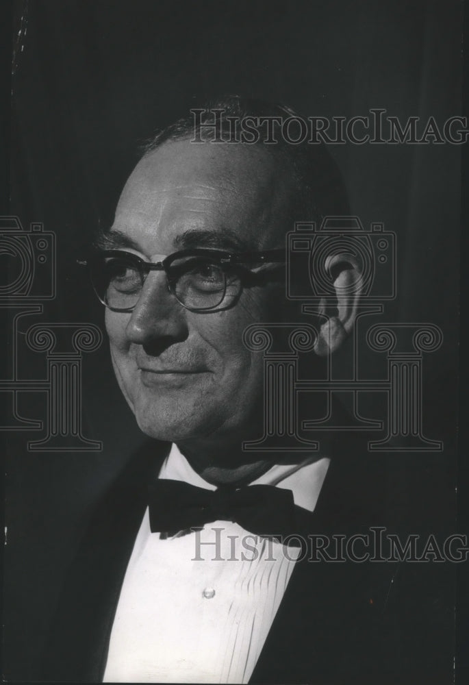 1970 Press Photo Attorney Steven E. Keane, elected Marquette University chairman- Historic Images