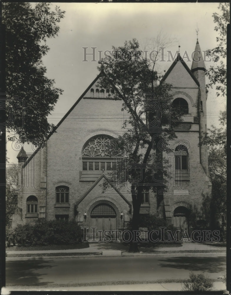 1934 Press Photo First Baptist Church, Janesville, Wisconsin - mjb76013- Historic Images