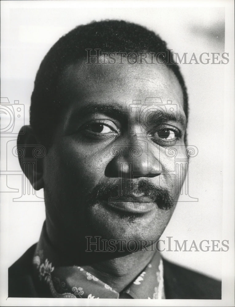 1974 Press Photo Myles Jackson, Clark Oil dealer- Historic Images