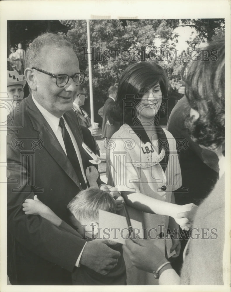 1964 Press Photo Lucy Johnson, Governor John Reynolds, North River Racquet Club- Historic Images