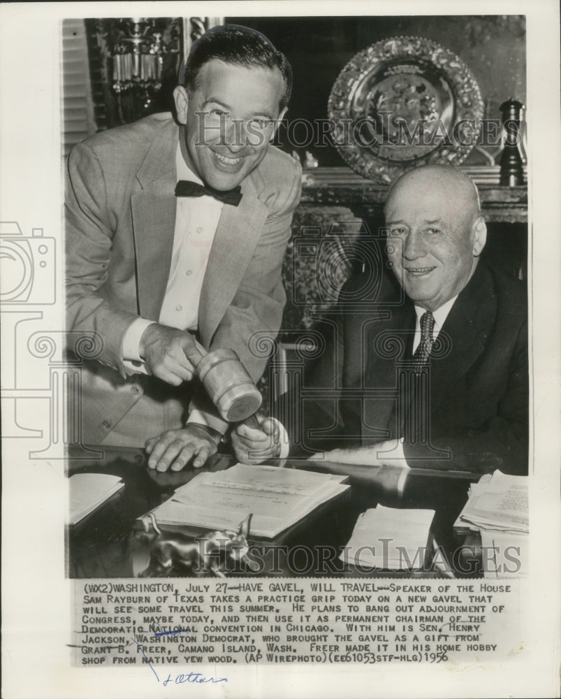 1956 Press Photo Senator Henry Jackson gives Speaker Sam Rayburn new gavel