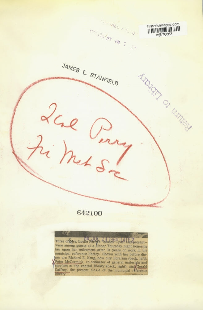 1964 Press Photo Lucille Perry with her three "bosses" from the central library