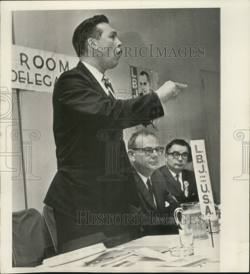 Load image into Gallery viewer, 1964 Press Photo Wisconsin politicians at Democratic convention in Atlantic City
