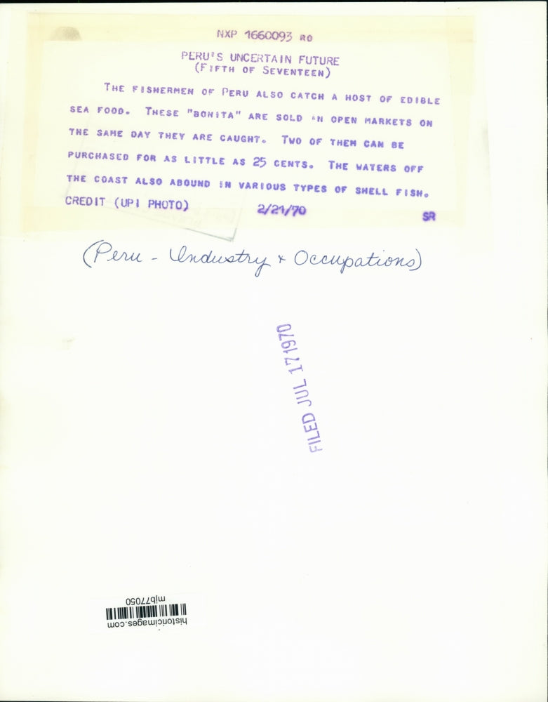 1970 Press Photo Open market sells fish freshly caught in Peru - mjb77050