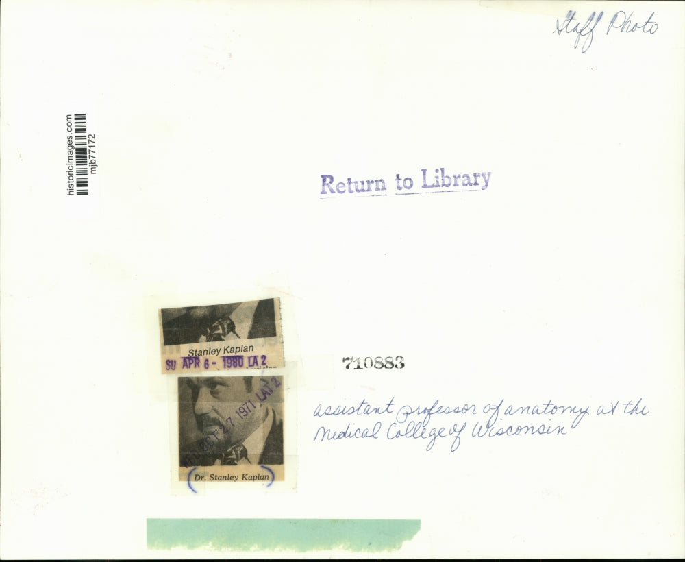 1971 Press Photo Stanley Kaplan, Medical College of Wisconsin, unknown ladies