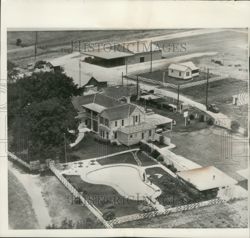 1963 Press Photo Aerial view, summer White House, Johnson City, Texas- Historic Images