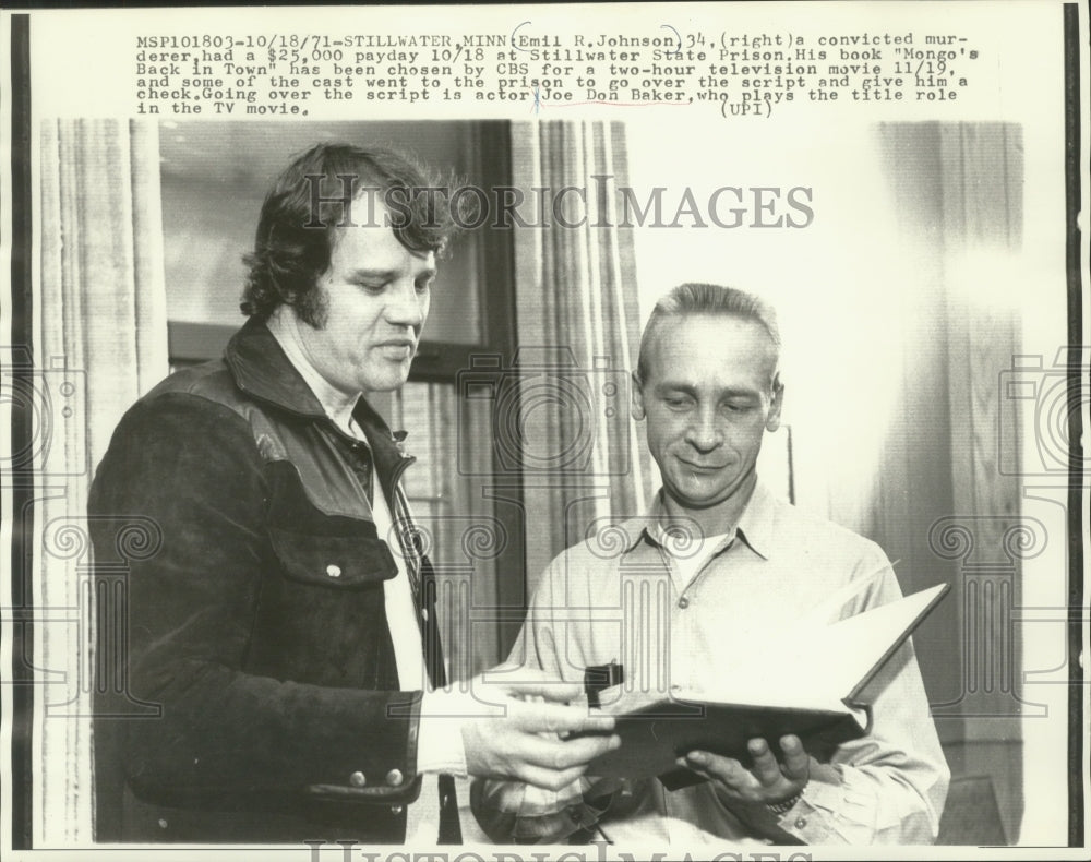 1971 Press Photo Actor visits murderer at Stillwater, Minnesota State Prison- Historic Images