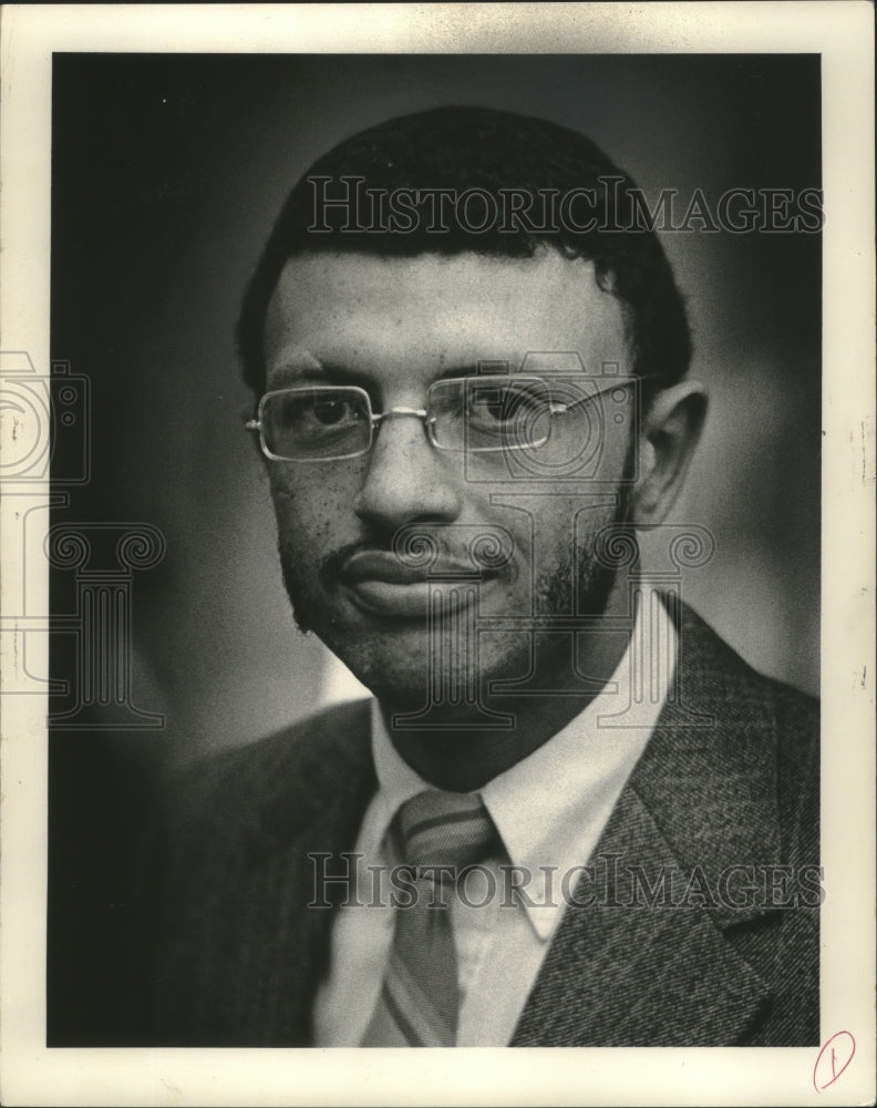 1972 Press Photo Harold B. Jackson, part of school board, Milwaukee. - mjb78102