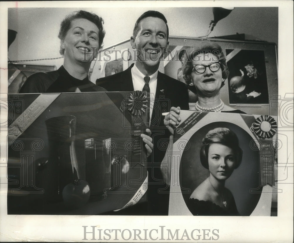 1964 Press Photo Wisconsin Photography contest winners, the Picards &amp; Alda Price- Historic Images