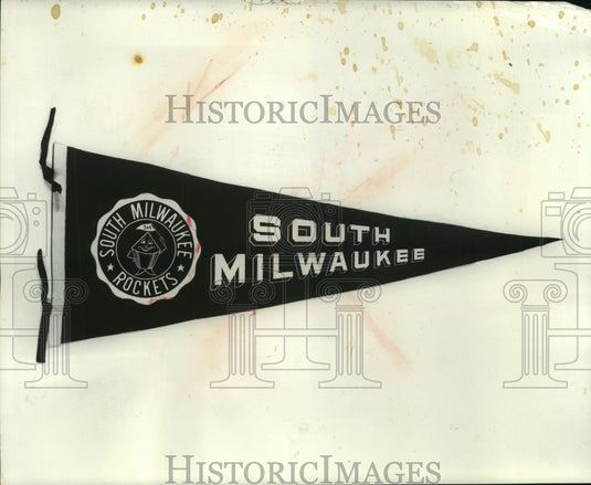 1966 Press Photo South Milwaukee High School Pennant - mjb79386- Historic Images