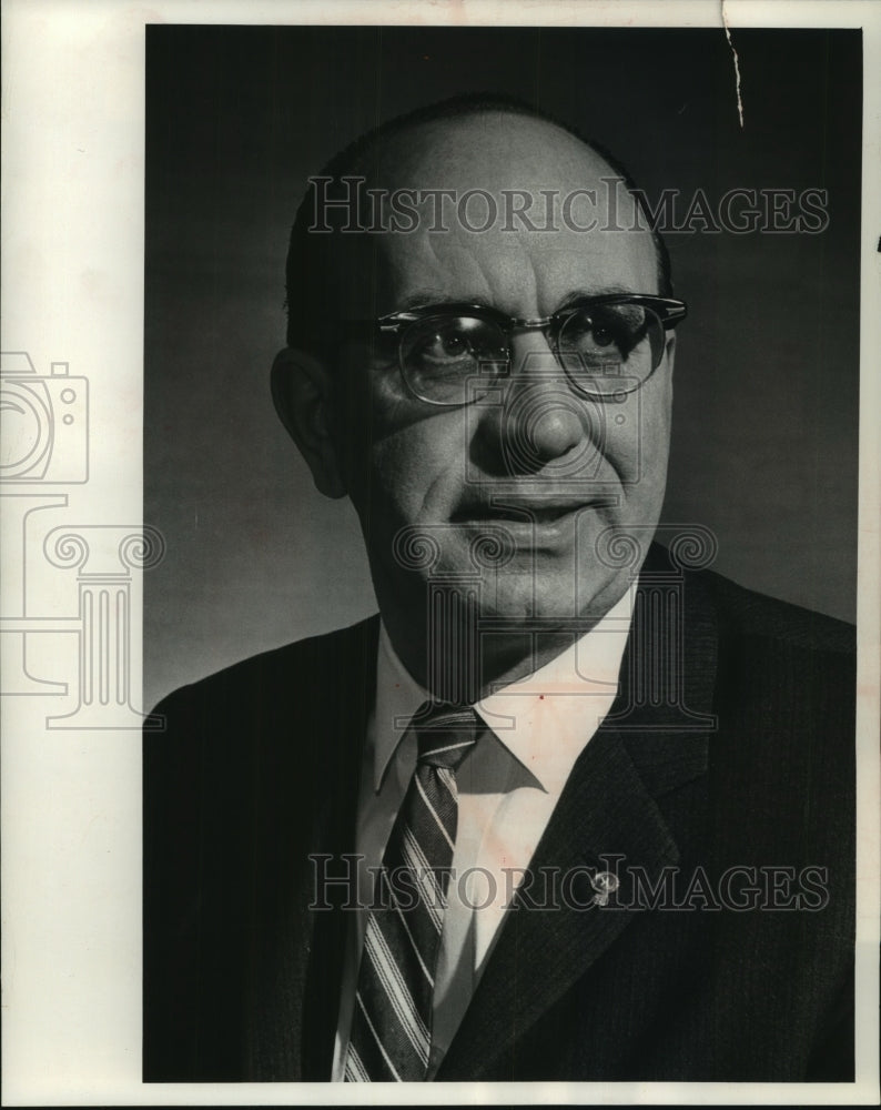1964 Press Photo Attorney Charles E. Prieve, a Baptist - mjb80243