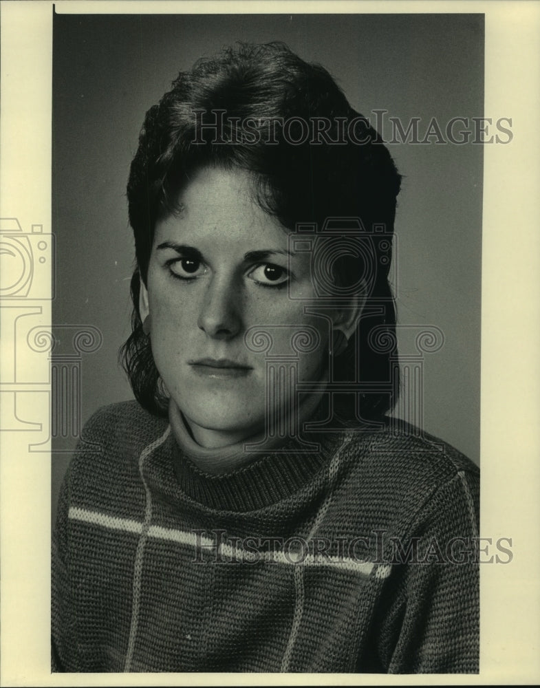 1986 Press Photo Carolyn Kaufman, Journal Employee (Journal News)- Historic Images