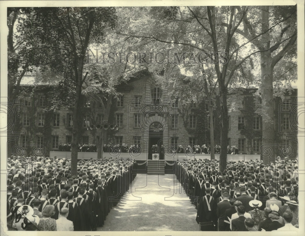 1938 Press Photo graduation ceremony at Nassau Hall, Princeton University, N.J.