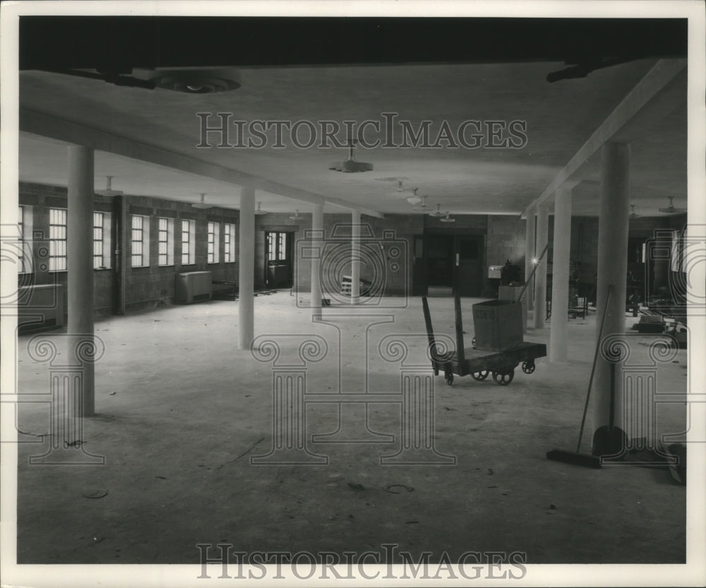 1951 Press Photo Dining Room, Milwaukee County House of Corrections - mjb81300