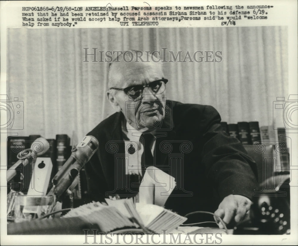 1968 Press Photo Lawyer Russell Parsons discusses client Sirhan Sirhan- Historic Images