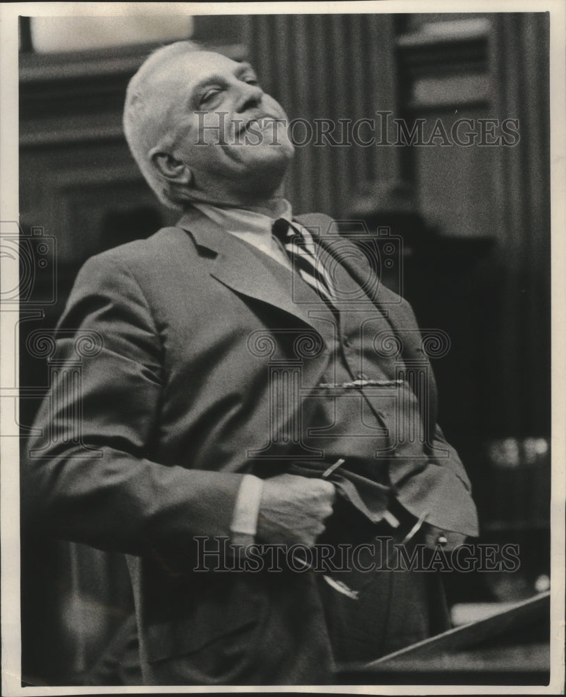 1968 Press Photo Earl Jinkinson addresses the court. - mjb83120- Historic Images