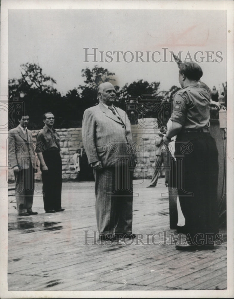 1952 Press Photo Member of "FDJ" and Wilhelm Pieck, Soviet sector of Berlin
