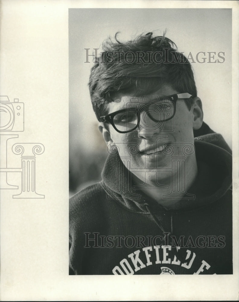 1969 Press Photo Dan Siebert, Brookfield East Track Star - mjb85590
