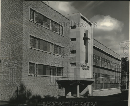 1954 Press Photo The newly built St. Joan Antida High School in West Allis- Historic Images