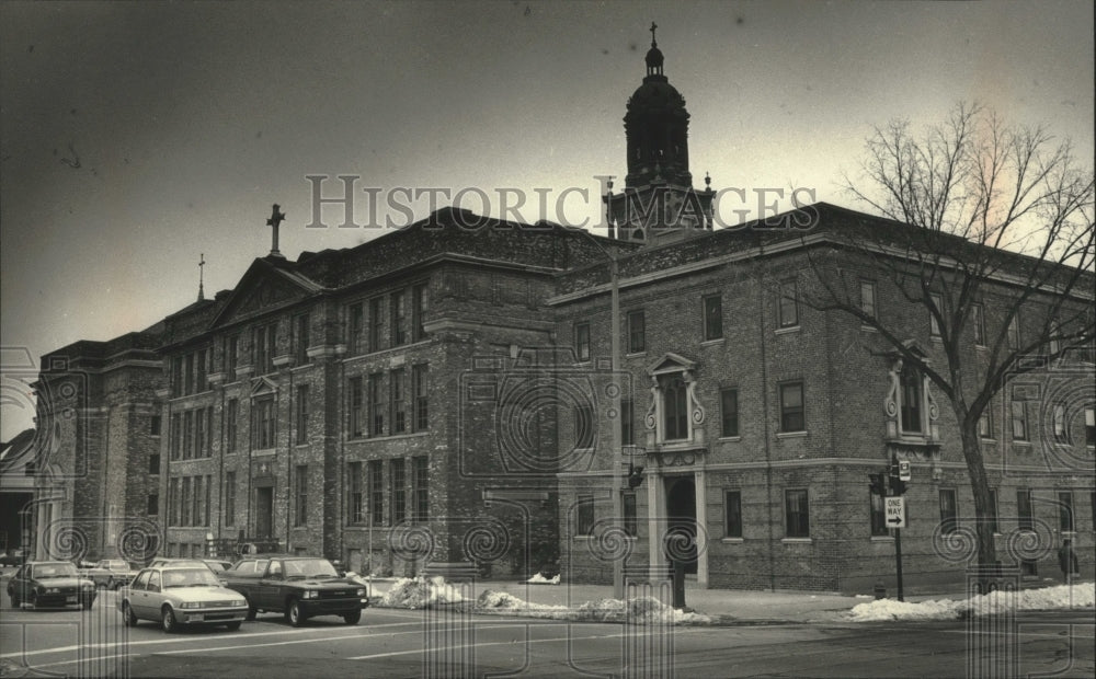 1976 Press Photo St.John Cathedral High School oldest Catholic school - Historic Images