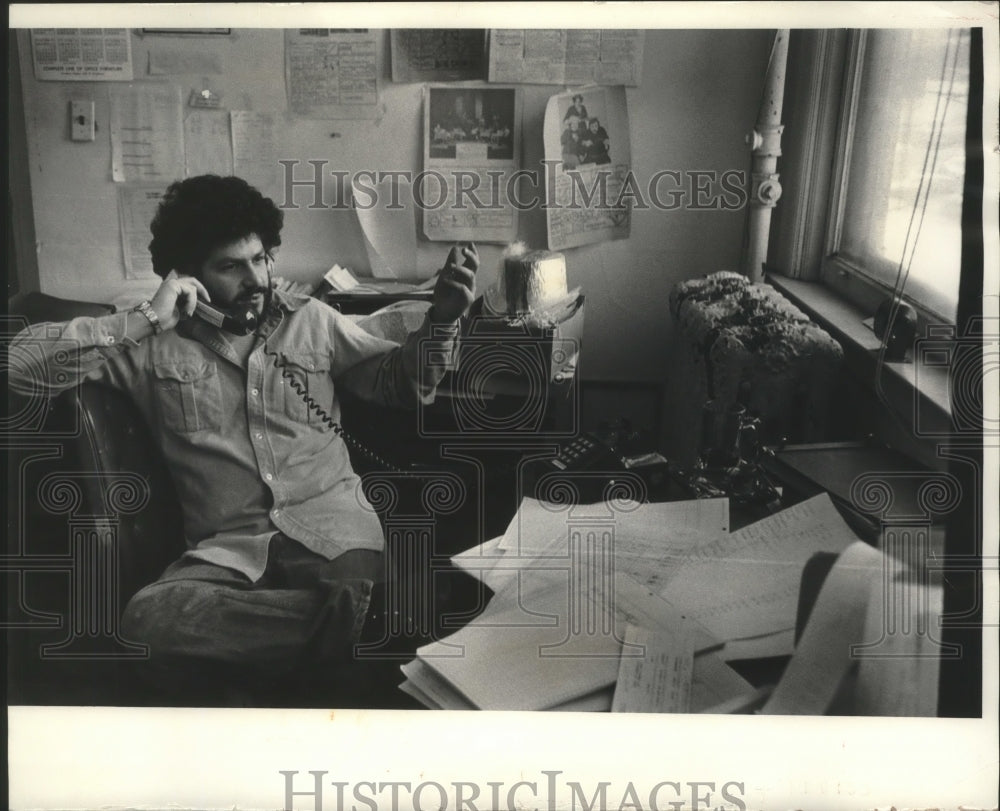 1978 Press Photo Max Samson, Century Hall- Historic Images