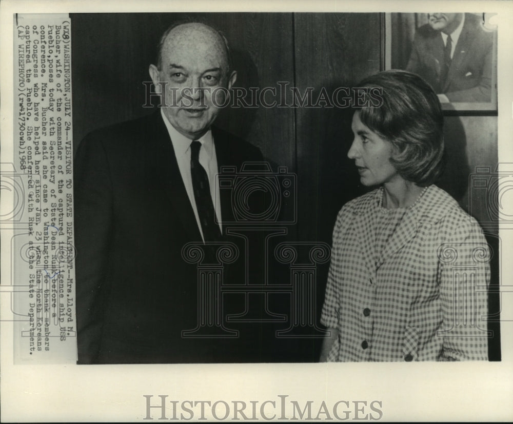 1968 Press Photo Mrs. Lloyd M. Bucher with Secretary of State Dean Rusk- Historic Images