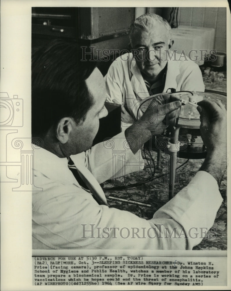 1964 Press Photo Dr. Winston H Price and other at lab at John Hopkins School- Historic Images