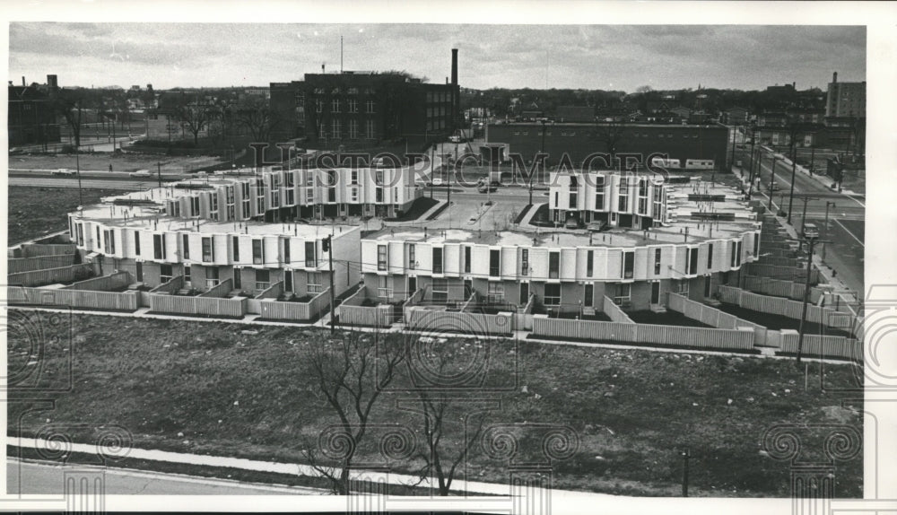 1967 Press Photo Aerial view, close up, Plymouth Hill Housing Project- Historic Images