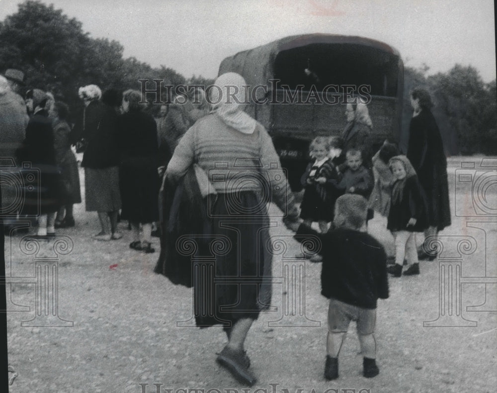1956 Press Photo Passengers Ride In Former Army Trucks/ Buses In Poland