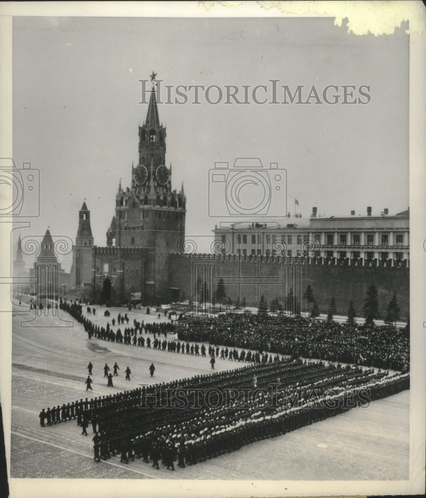 1951 Press Photo Combined military parade marched in Red Square Moscow, U.S.S.R.