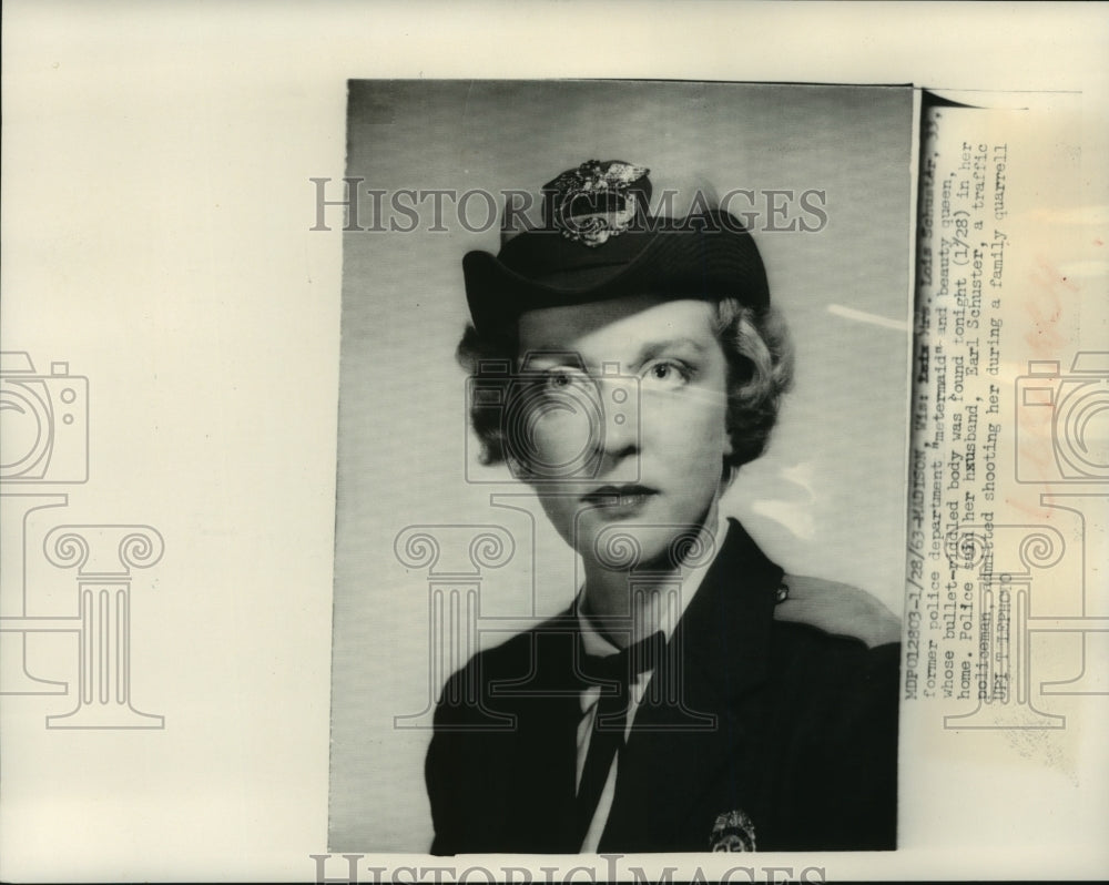 1963 Press Photo Metermaid & beauty queen Lois Schuster of Madison, Wisconsin