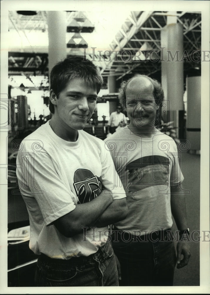 1989 Press Photo Wisconsin special olympian John Bell at U.S. Olympic Festival- Historic Images