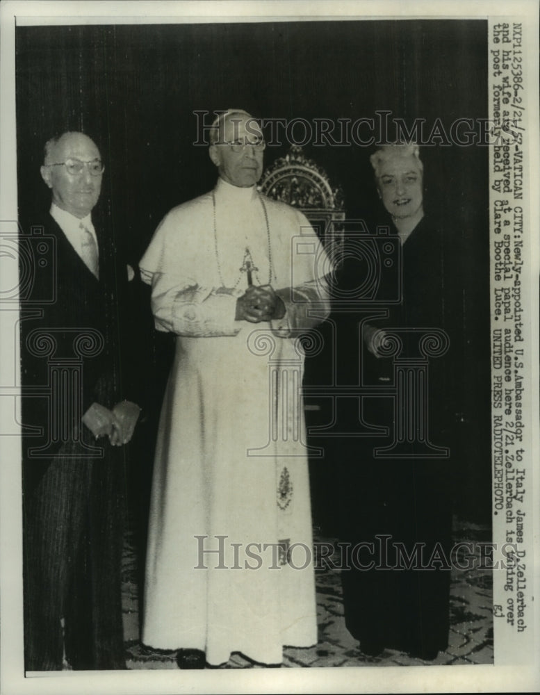 1957 Press Photo Vatican City: US Ambassador Zellerbach and wife, with Pius XII- Historic Images