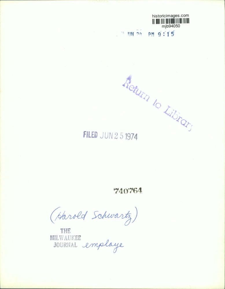 1974 Press Photo Harold Schwartz, The Milwaukee Journal employee - mjb94050