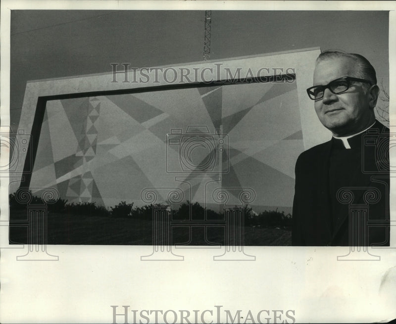 Load image into Gallery viewer, 1970 Press Photo Msgr. Ralph Schmit beside new archdiocesan communication center
