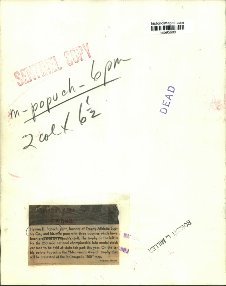 1968 Press Photo Hyman D. Popuch of Trophy Athletic Supply Co., and wife