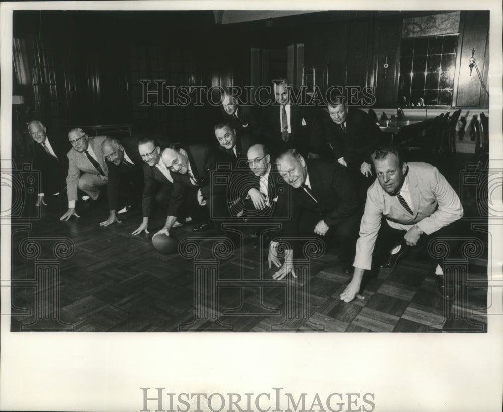 1963 Press Photo Season ticket drive staff for University of Wisconsin Milwaukee- Historic Images