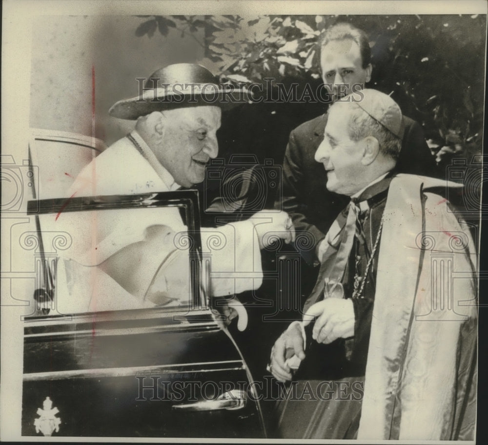 1961 Press Photo Pope John and Cardinal Giuseppe Pizzardo at Castel Gandolfo- Historic Images