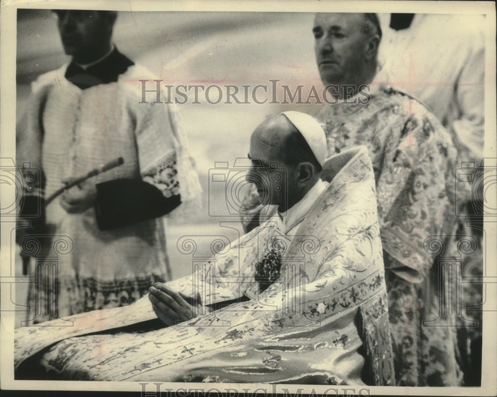 1963 Press Photo Pope Paul VI Blesses Session Of Ecumenical Council In Rome- Historic Images