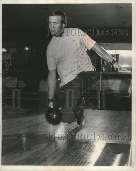 1973 Press Photo Jim Stefanich, bowling - mjb97600- Historic Images